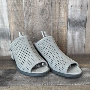 Womens Koolaburra By Ugg Izzel Gray Suede Slip On Mules Block Heels Size 8 M EUC